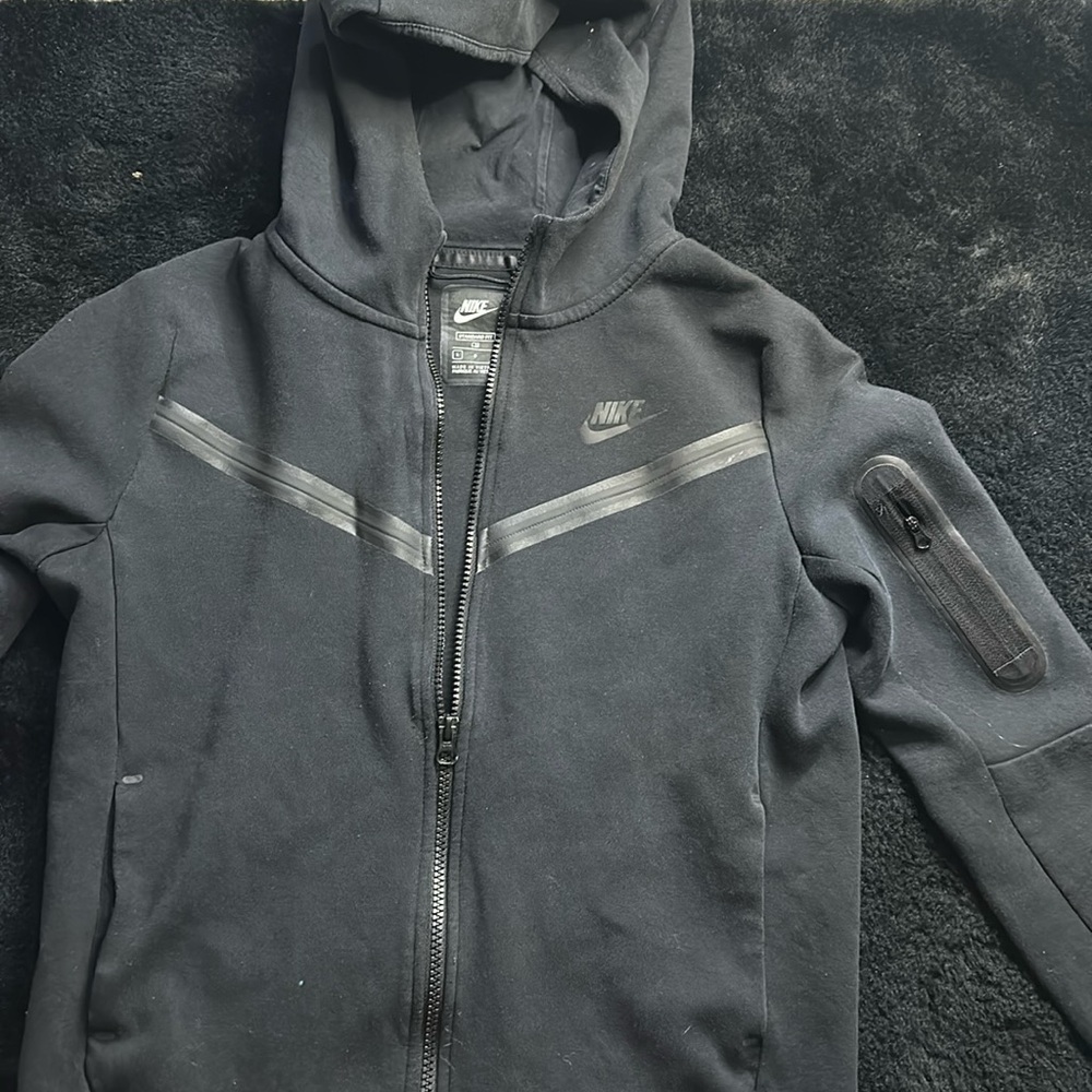 nike tech
